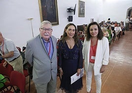 Josep María Ferré, Carmen Rodríguez y Llanyra García, durante la inauguración del Congreso sobre Sexualidad y Salud Mental celebrado en Fonseca.