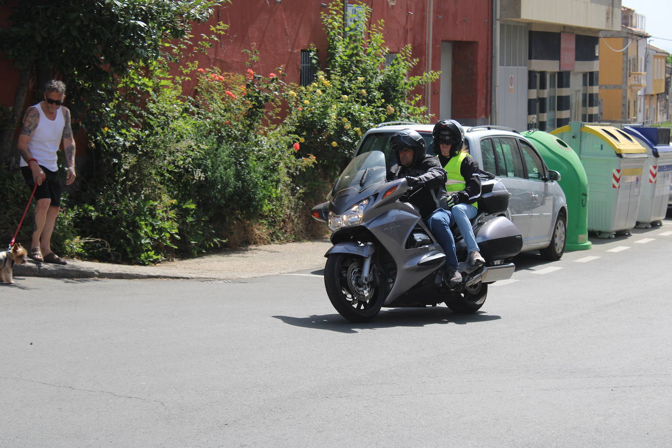 Las motos se dejan oír en Guijuelo
