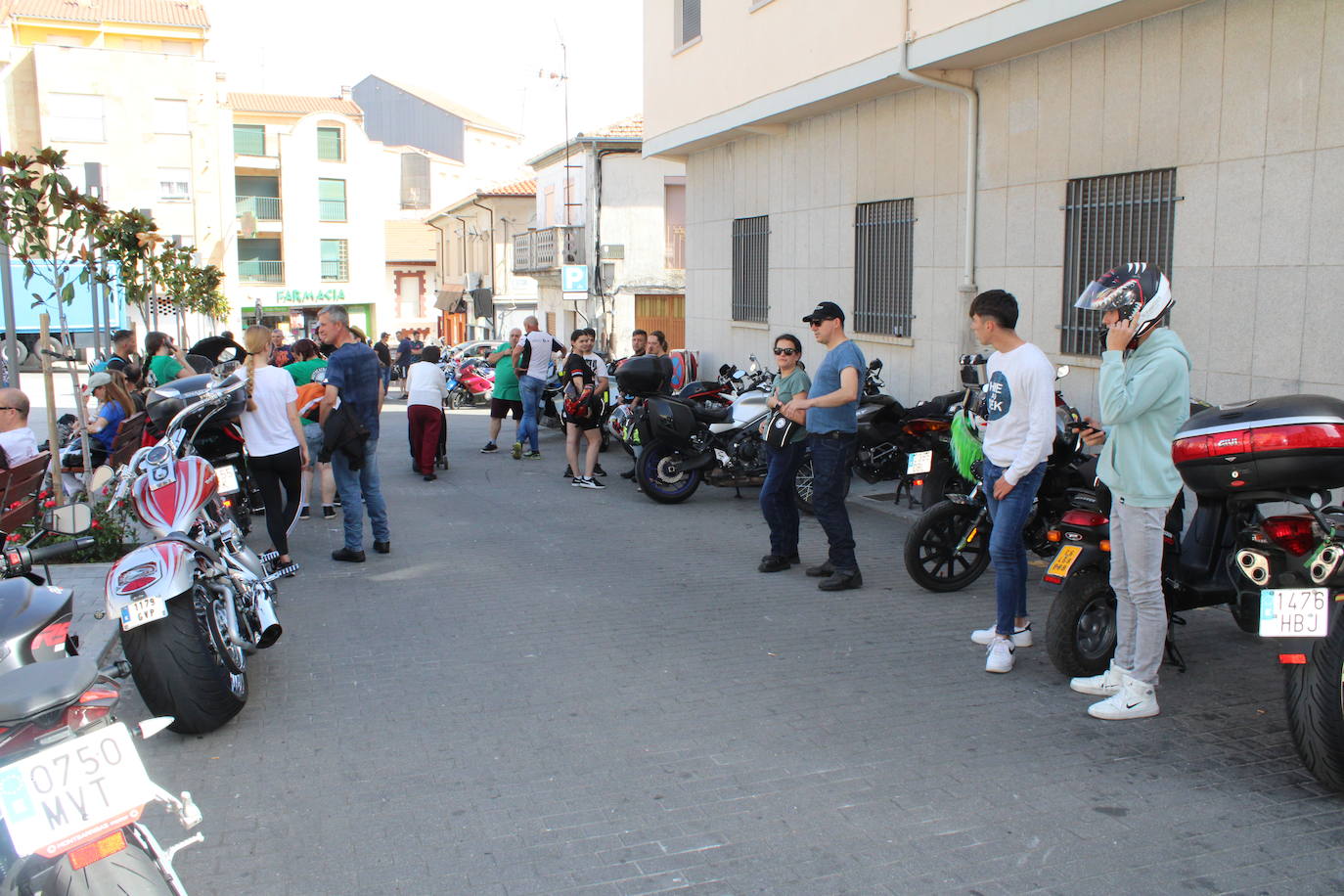 Las motos se dejan oír en Guijuelo