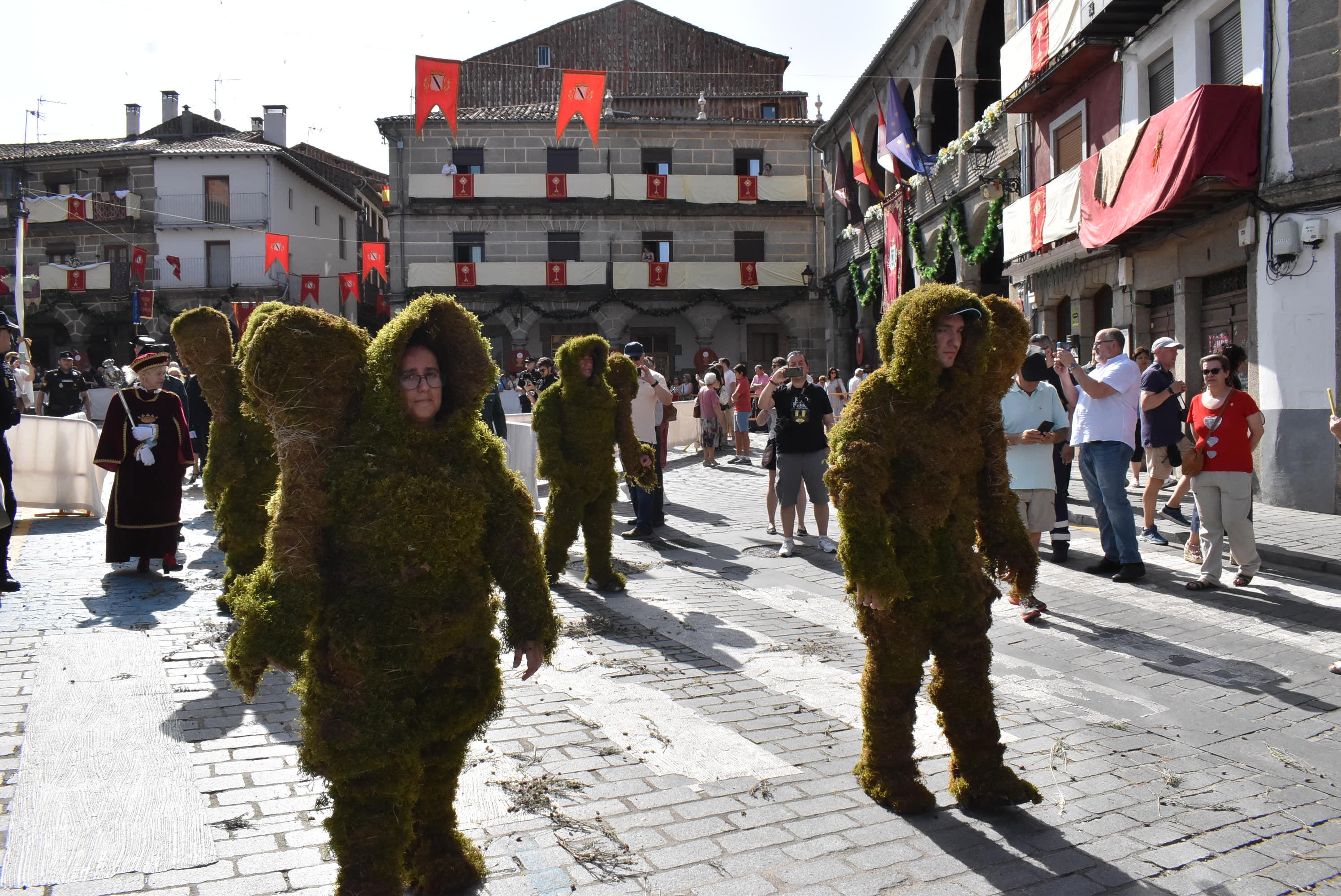Béjar cumple un año más con la procesión del Corpus Christi como Fiesta de Interés Turístico Internacional