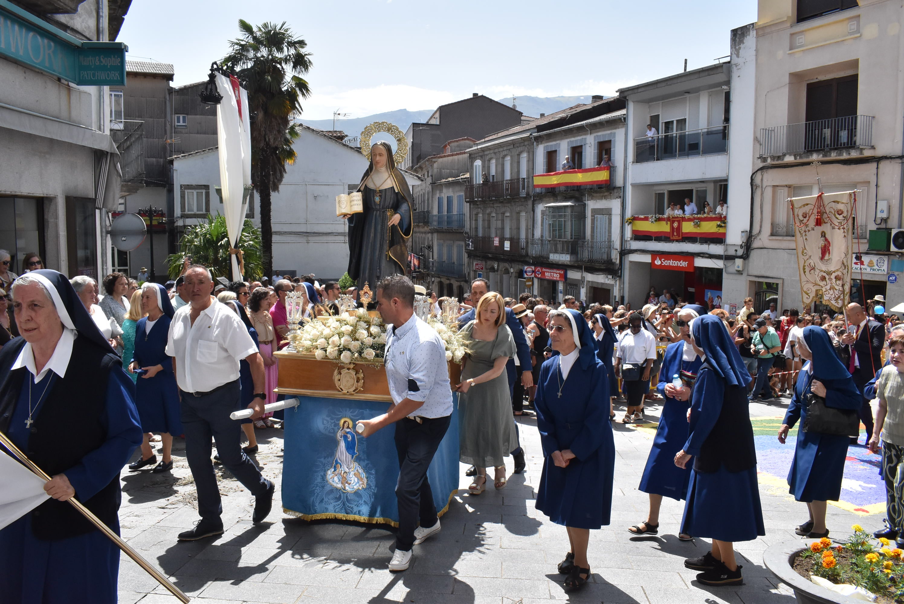 Béjar cumple un año más con la procesión del Corpus Christi como Fiesta de Interés Turístico Internacional
