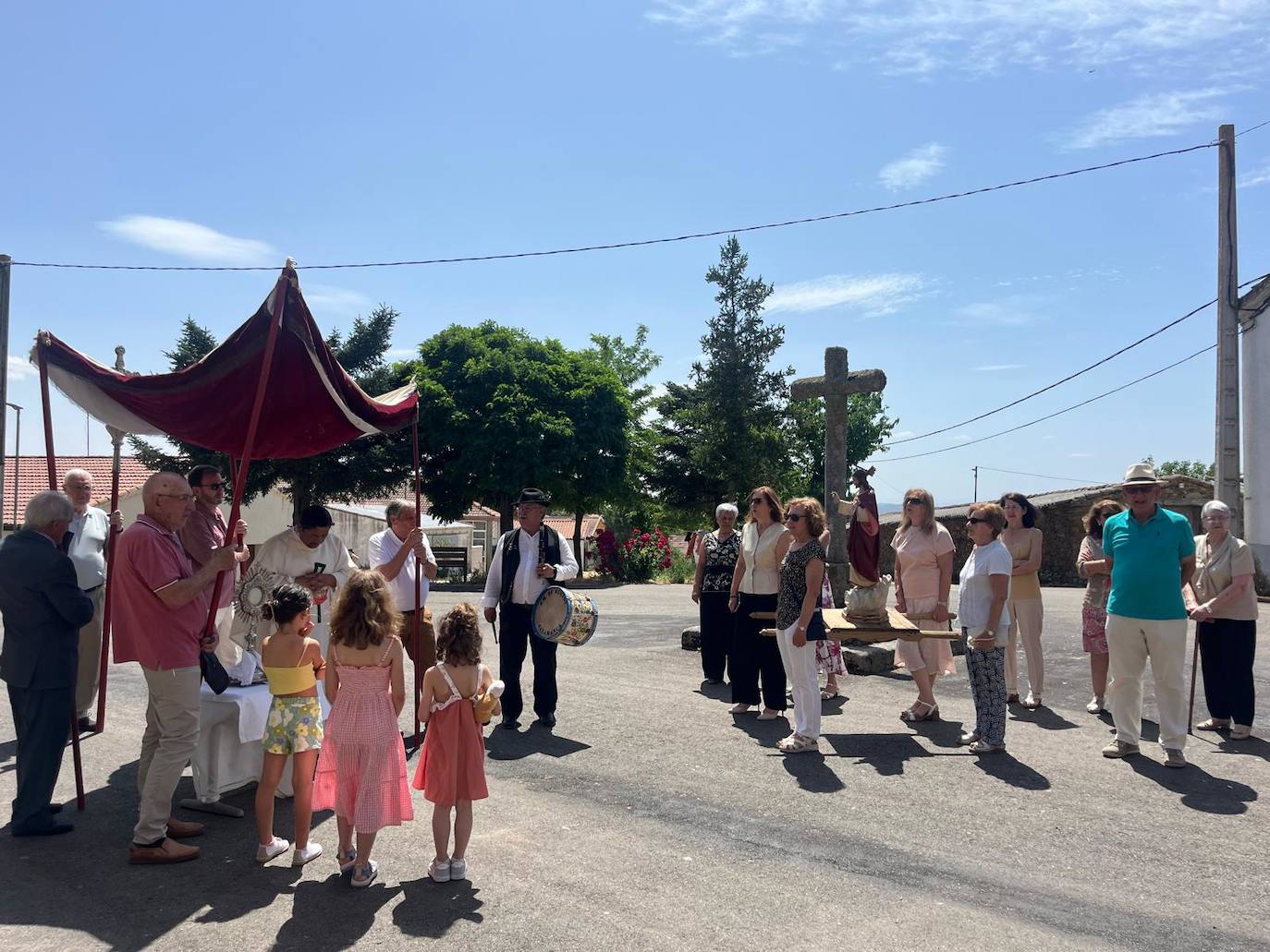 Día de celebración en La Sierpe por el Corpus Christi