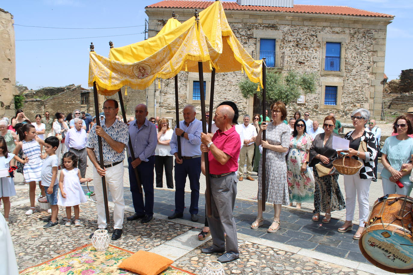 Solemne celebración de la Octava del Corpus en Salvatierra de Tormes