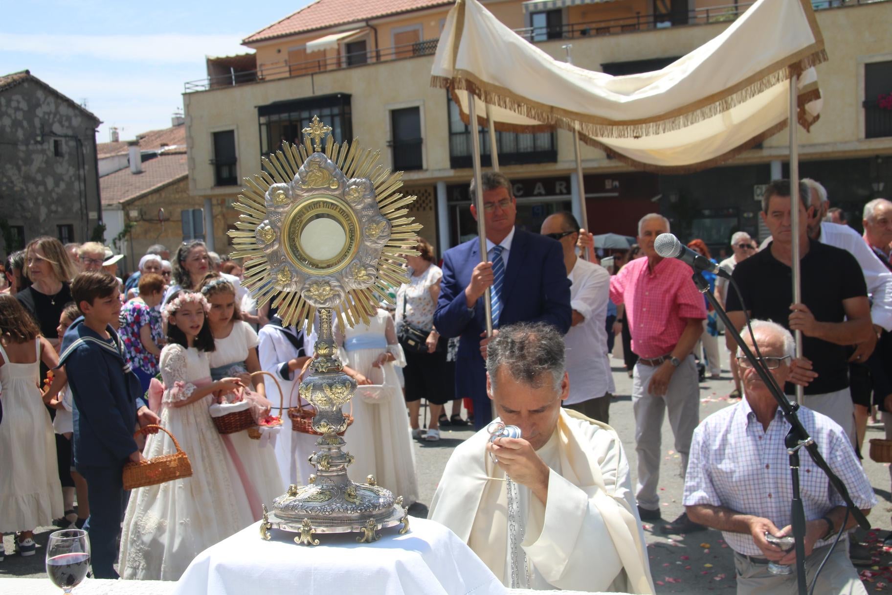 Cabrerizos vivió la presentación anual de los niños