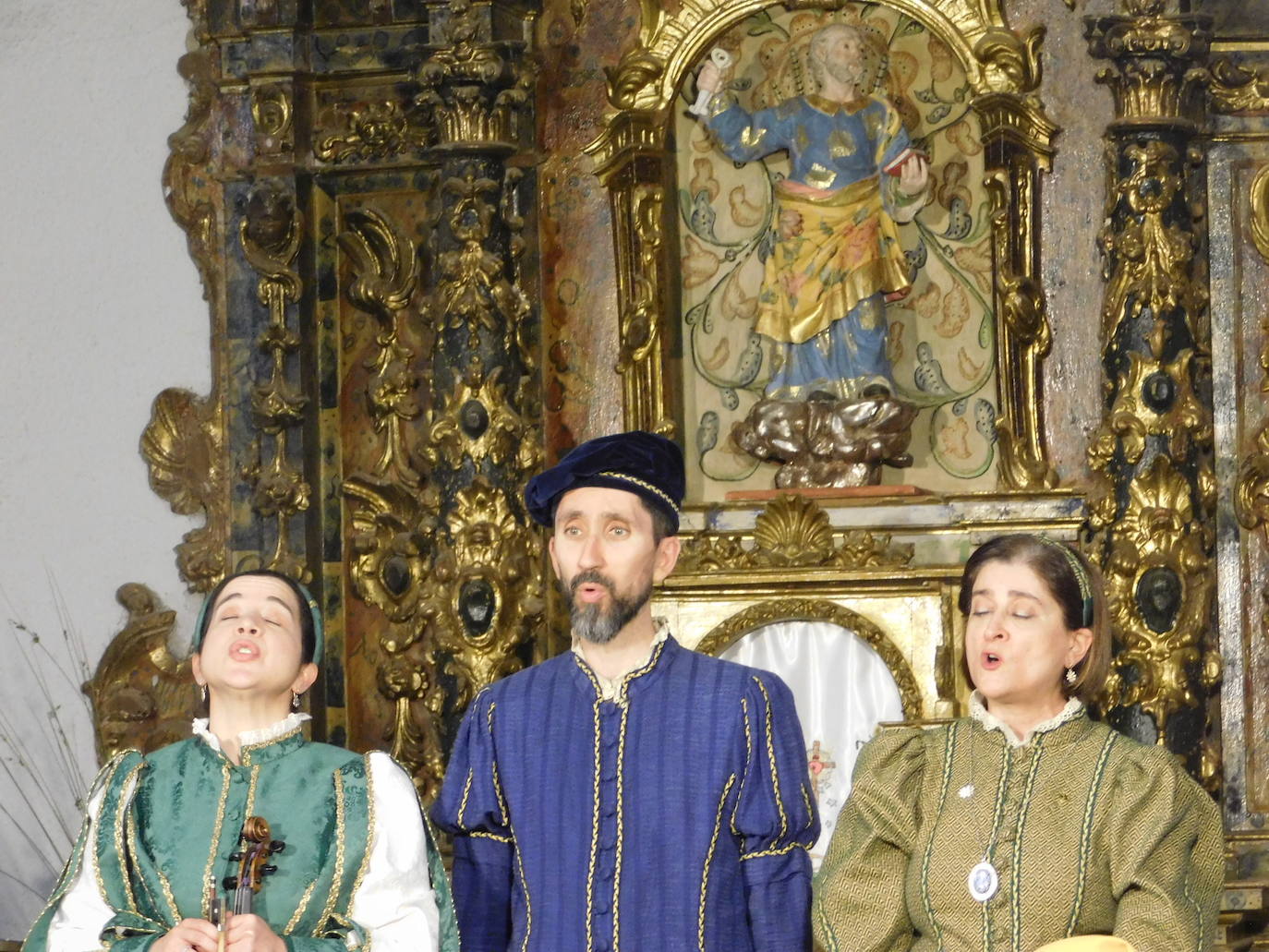 Aldeanueva de la Sierra agradeció la representación de «Buscando a Nebrija»