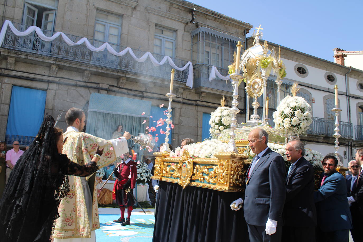 Béjar cumple un año más con la procesión del Corpus Christi como Fiesta de Interés Turístico Internacional