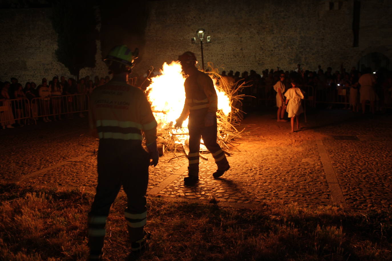 Los vetones purifican Ciudad Rodrigo con un fuego voraz