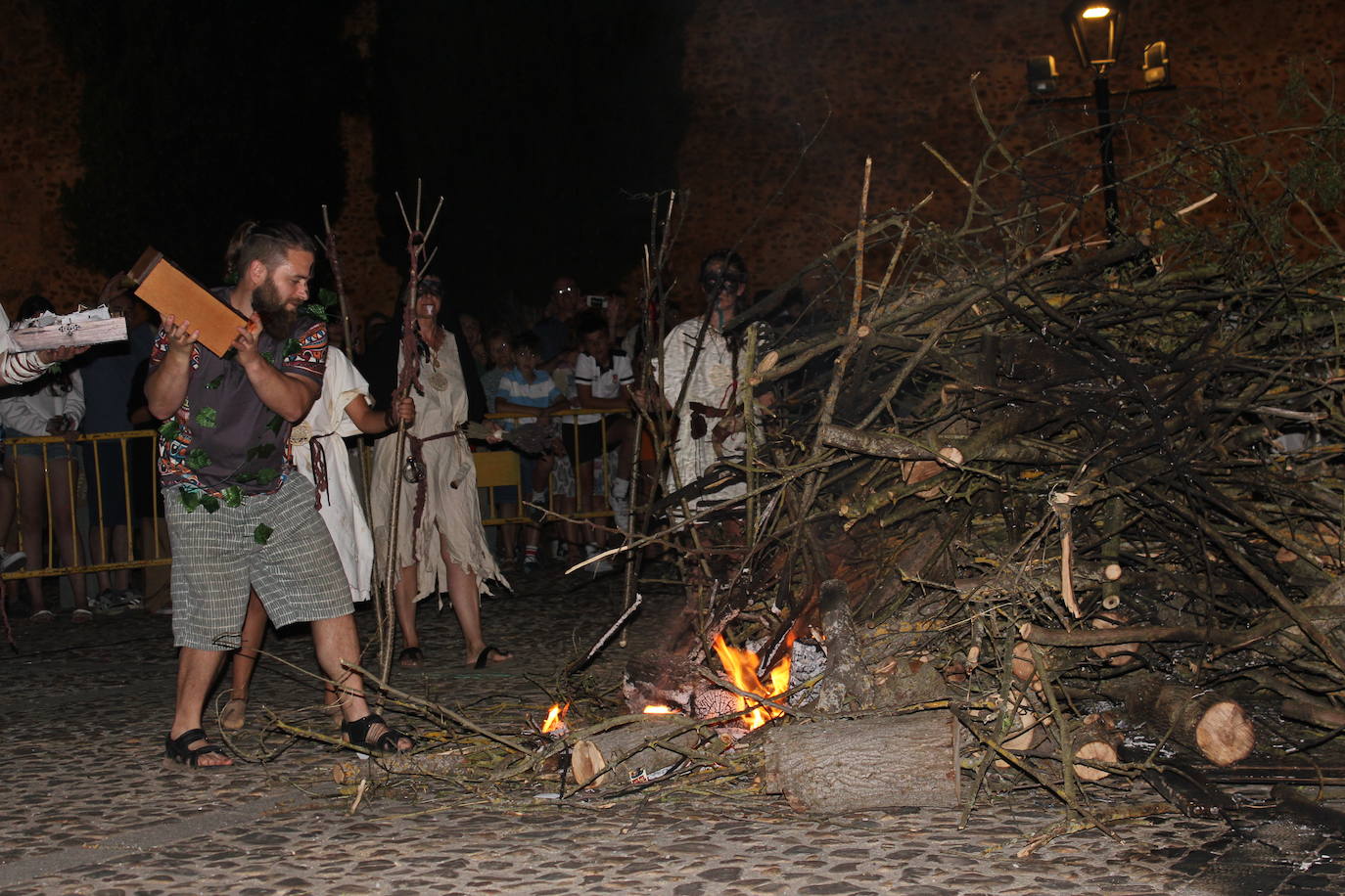 Los vetones purifican Ciudad Rodrigo con un fuego voraz