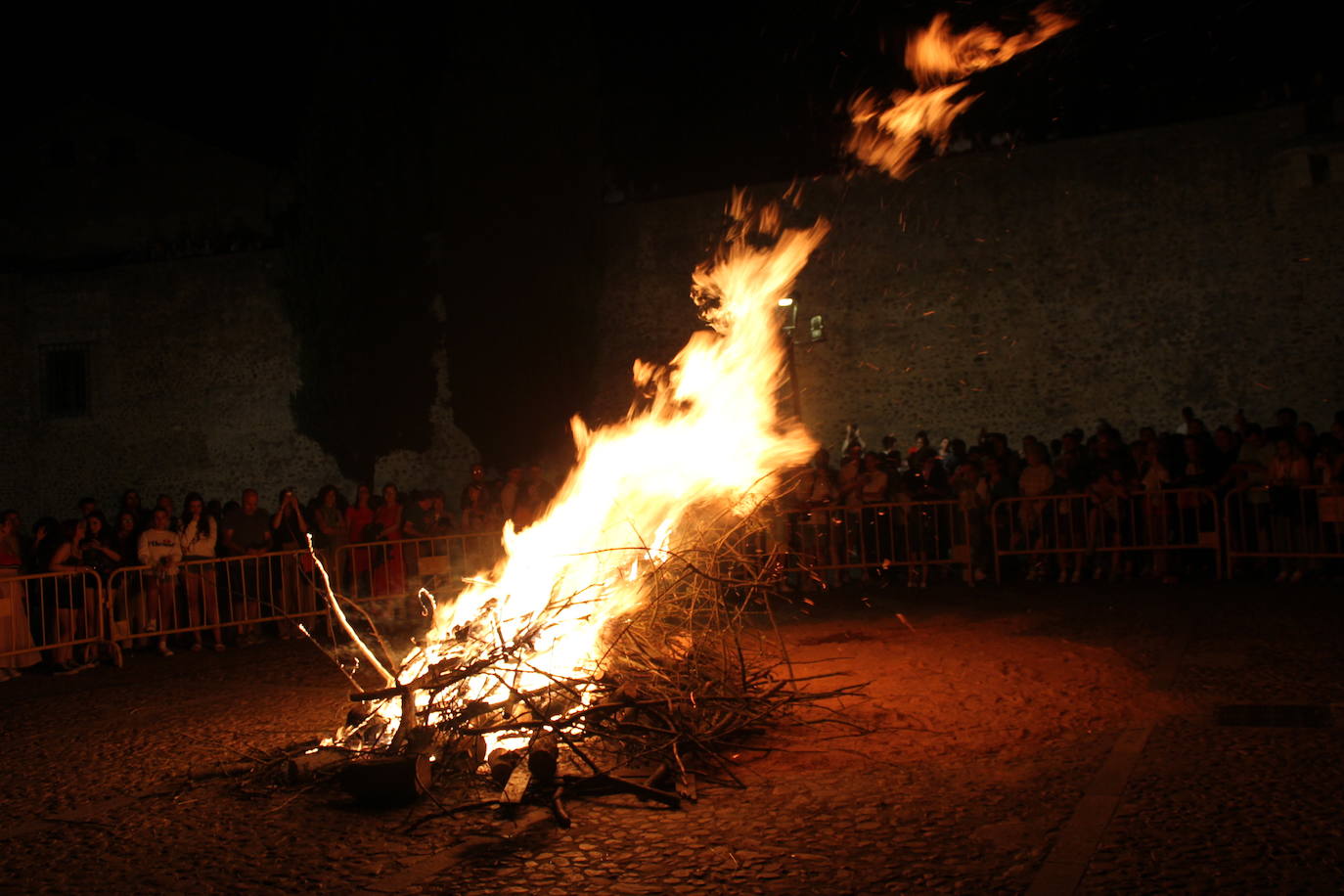 Los vetones purifican Ciudad Rodrigo con un fuego voraz