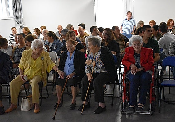 Homenaje a los mayores de Aldealengua.