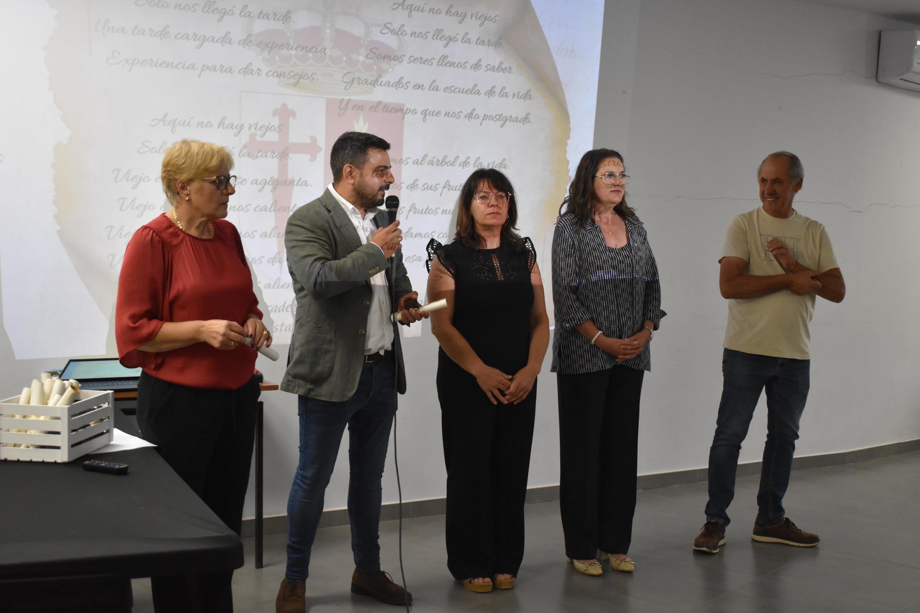 Aldealengua honra a sus mayores de 90 años en la jornada central festiva
