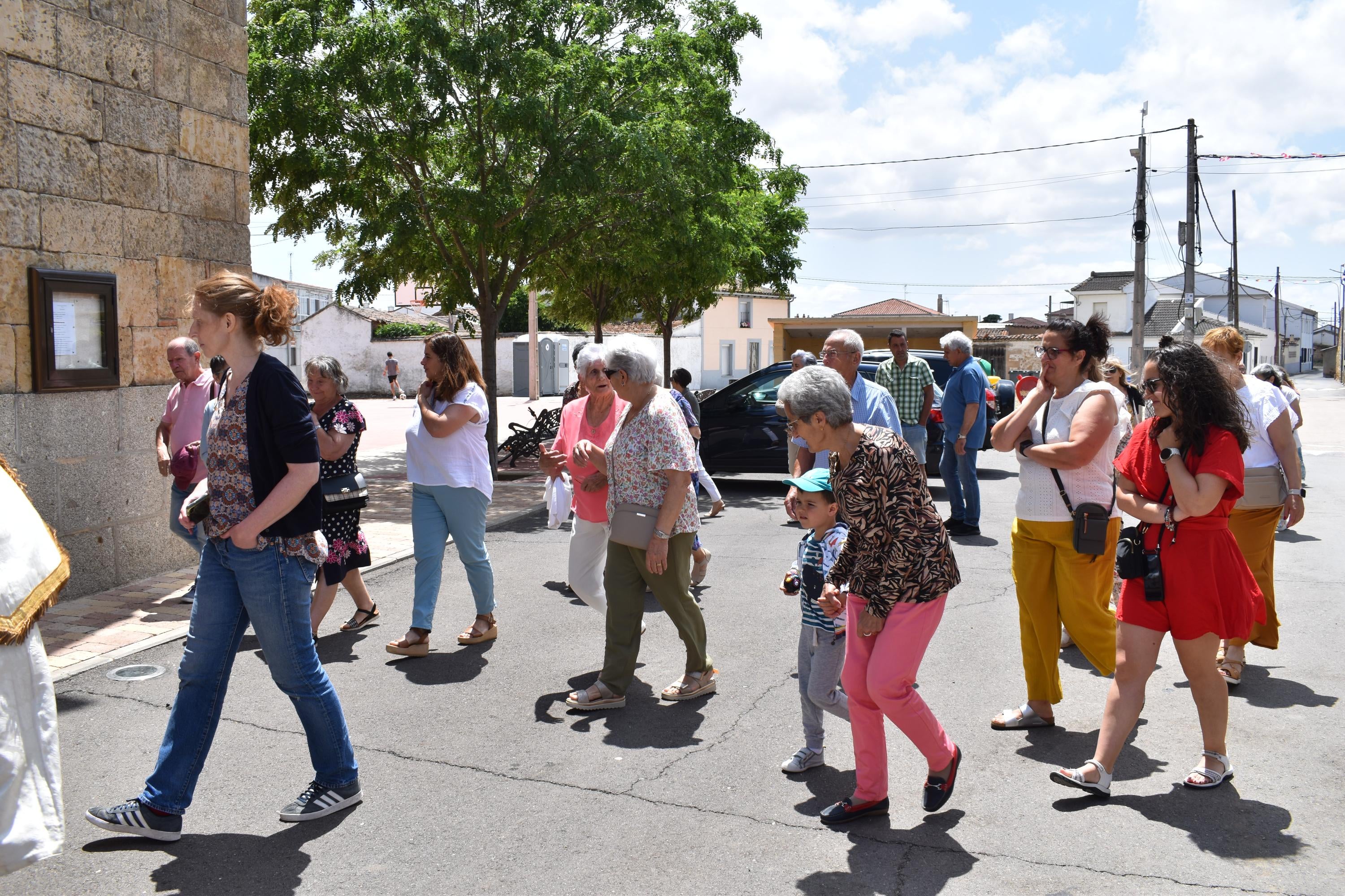 Pelabravo rinde honores a San Juan y al Sagrado Corazón