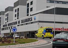 La mujer ha acudido por sus propios medios al Hospital de Salamanca,.