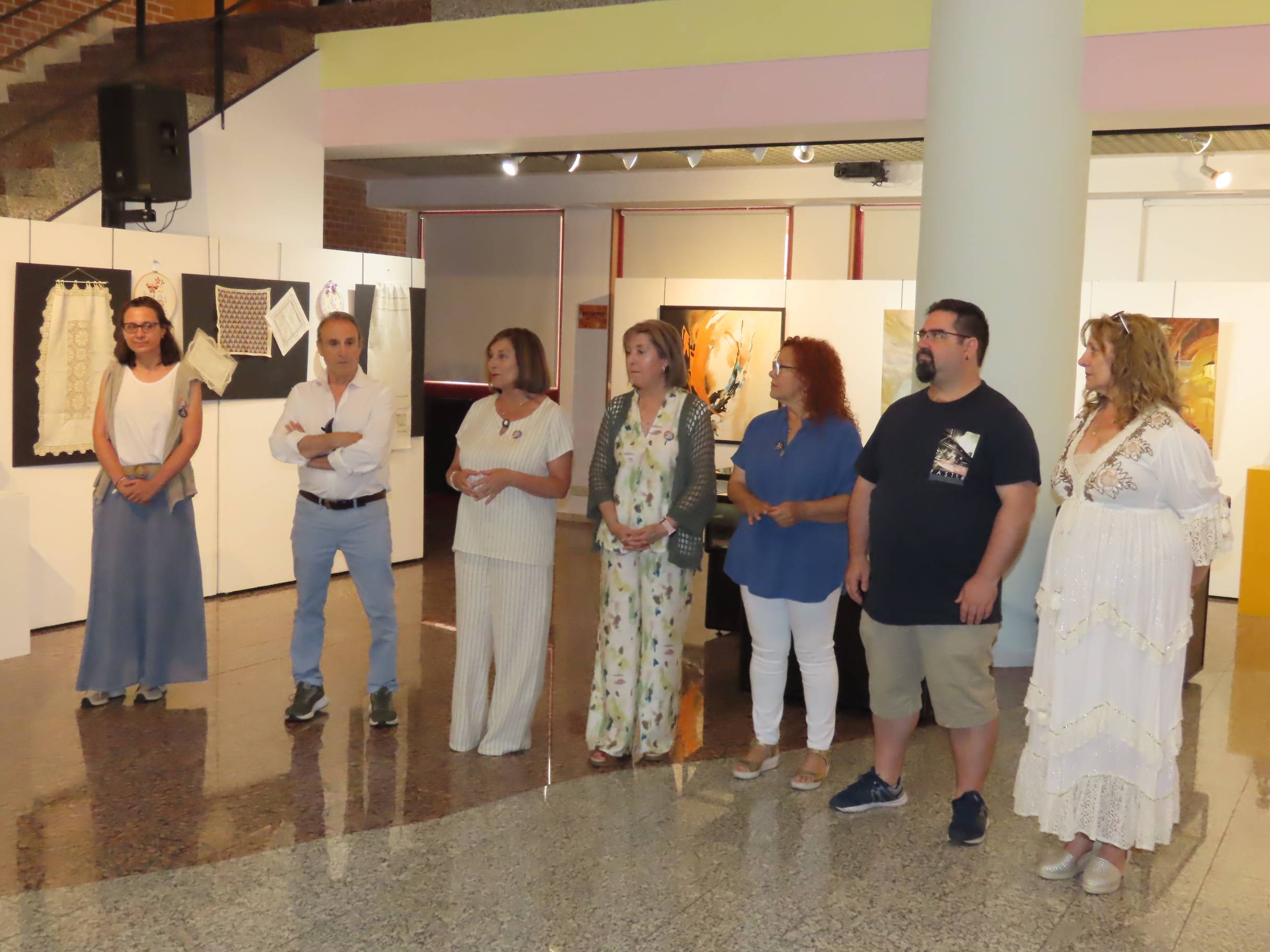 El resultado de un año de manualidades y arte en el zaguán de Peñaranda