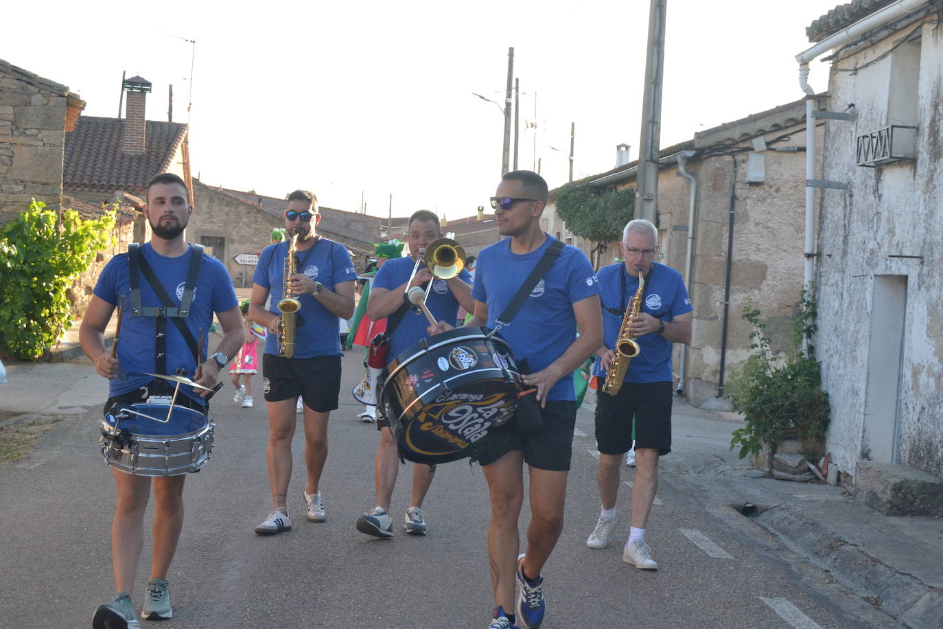 La creatividad se desborda en Villar de Peralonso
