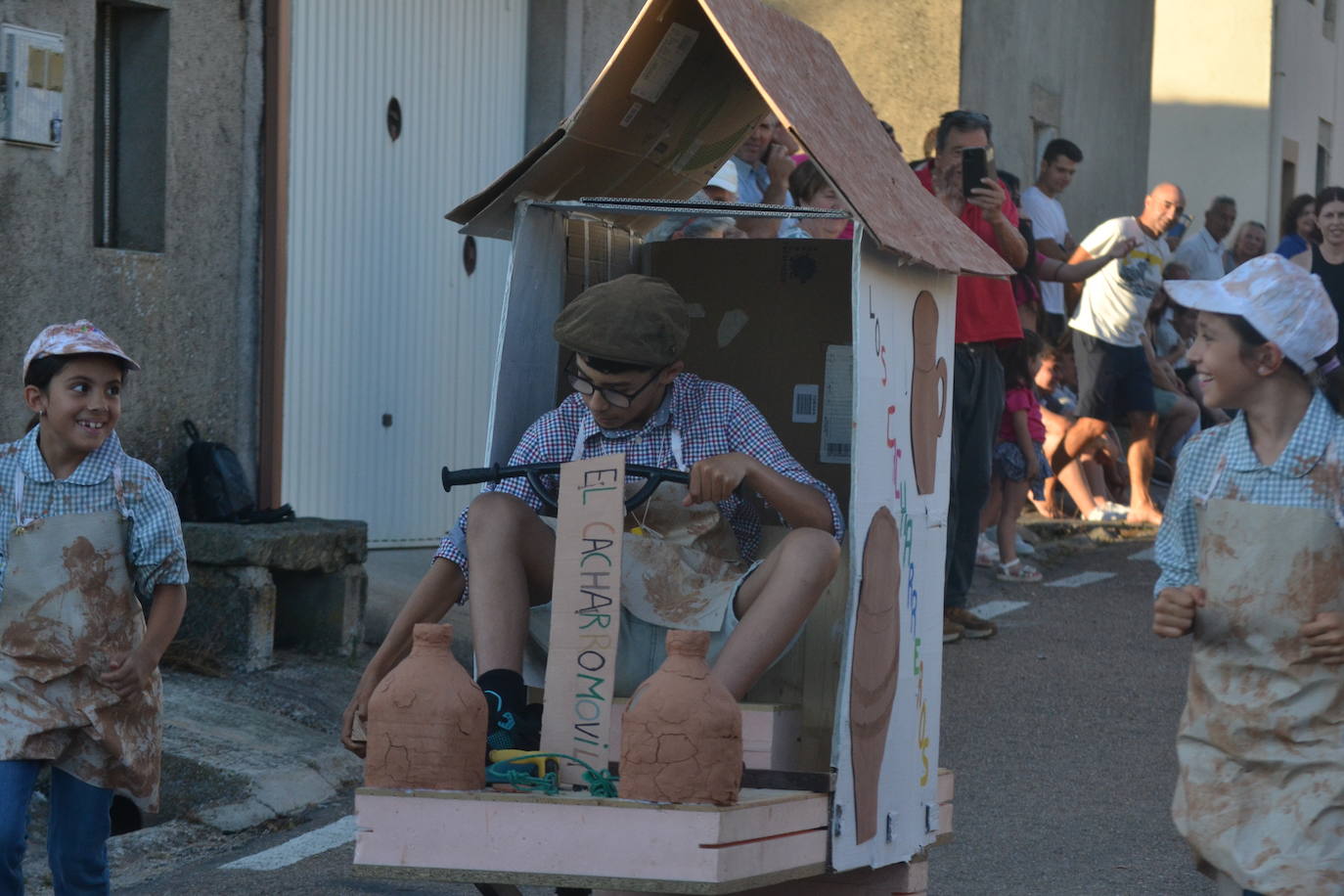 La creatividad se desborda en Villar de Peralonso