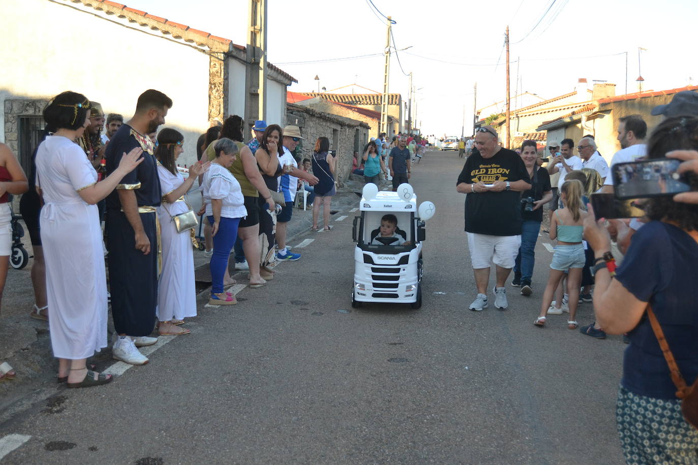 La creatividad se desborda en Villar de Peralonso