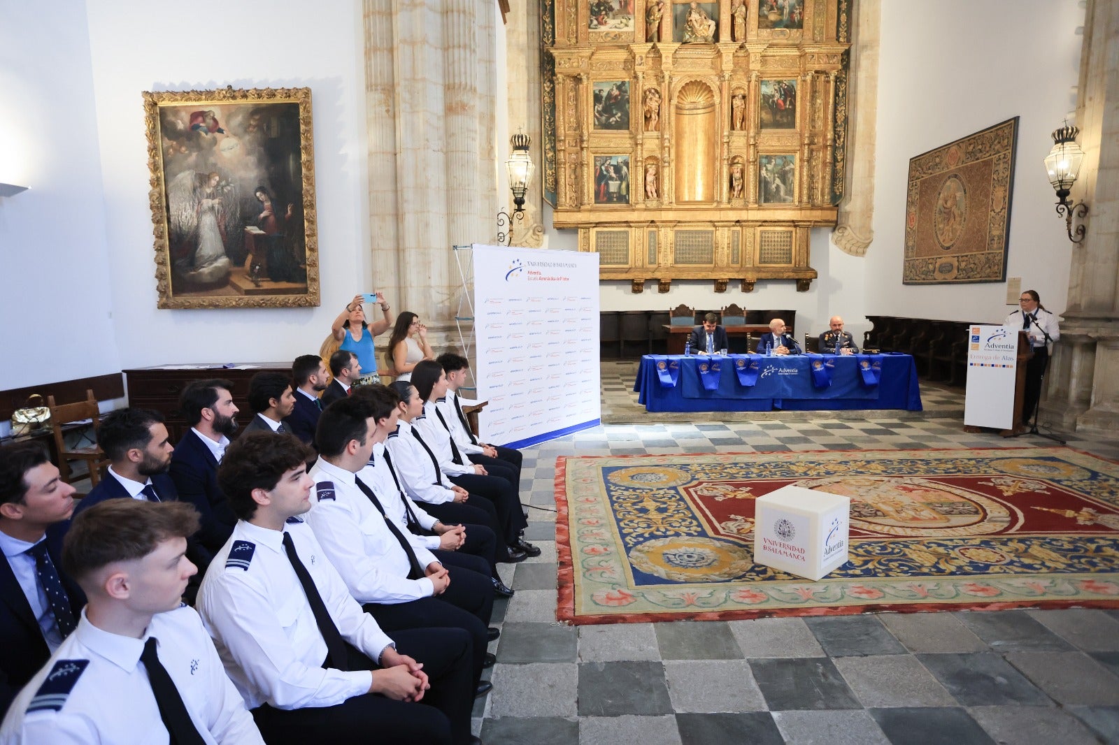 Una nueva promoción de alumnos de Adventia está lista para volar: «El cielo nunca es el límite, solo es el comienzo»