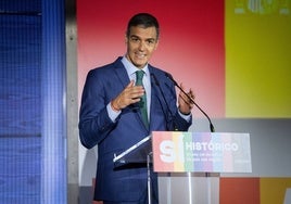 El presidente del Gobierno, Pedro Sánchez, interviene durante un acto conmemorativo del 20º aniversario de la ley que legalizó en España el matrimonio entre personas del mismo sexo.