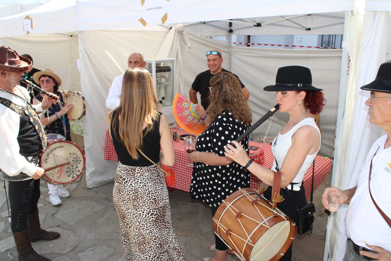 Festival de sabores en una animada feria en Linares de Riofrío