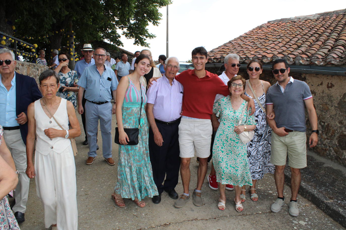 Berrocal de Salvatierra cumple con su patrona Santa Isabel