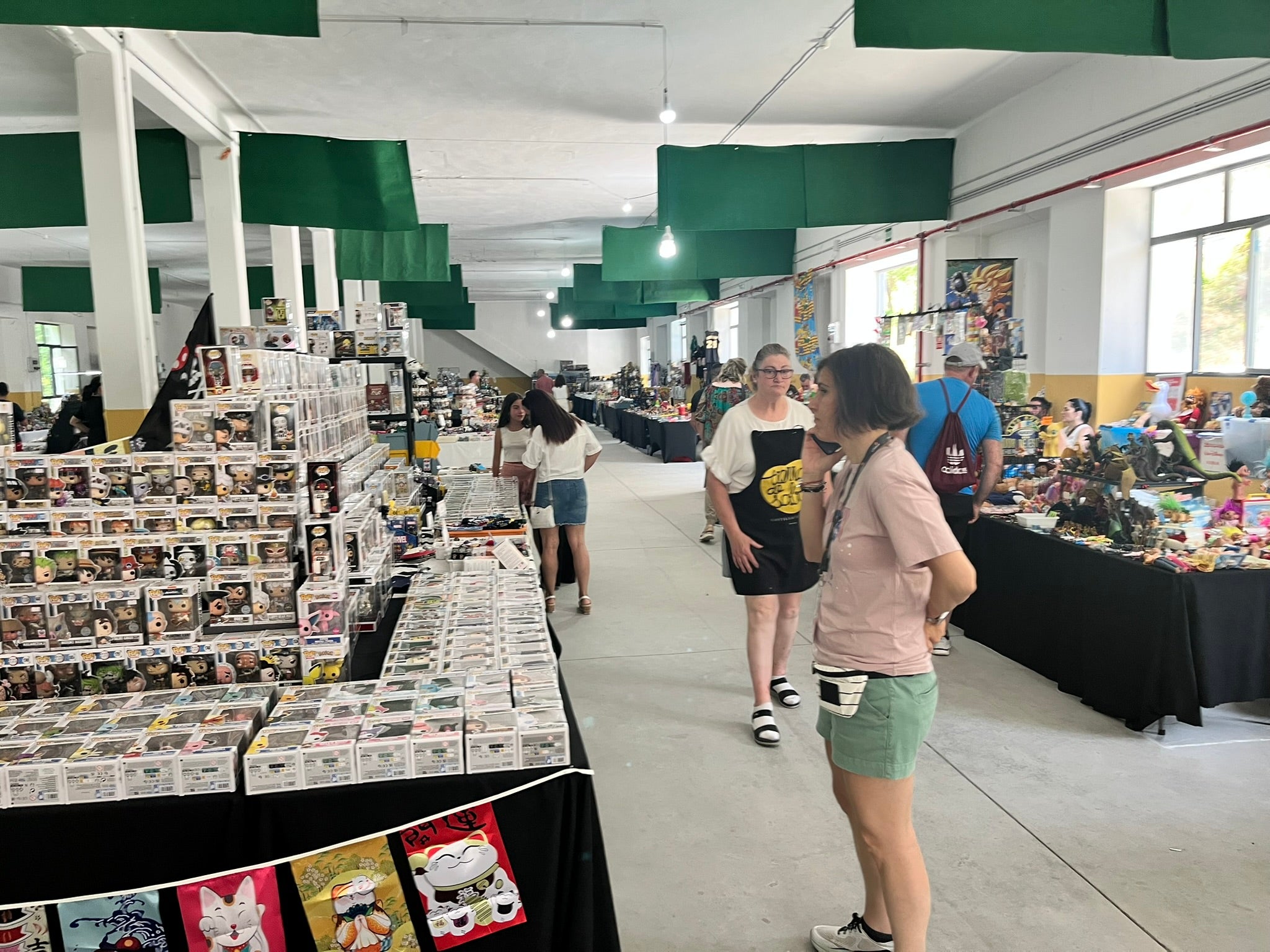 Béjar despide su primera feria de antigüedades con la idea de regresar en 2026