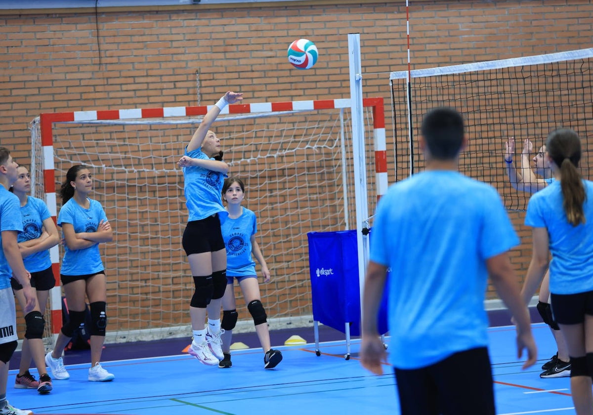 El mejor voleibol de cantera en Salamanca para recordar a Cheto