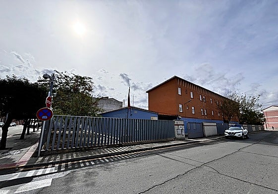 El cuartel de Guardia Civil en Peñaranda.