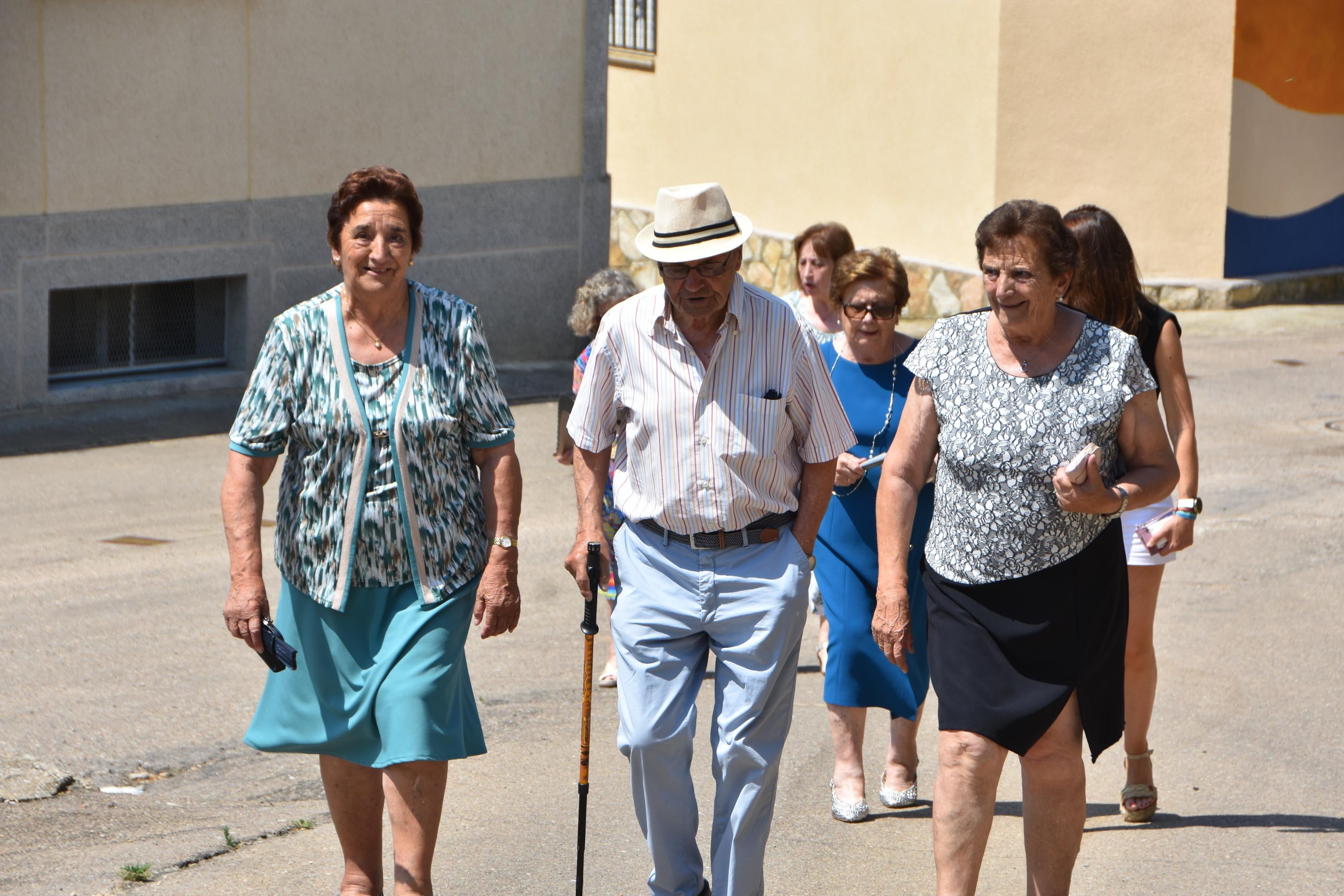 Forfoleda honra a Santa Isabel entre música y tradición