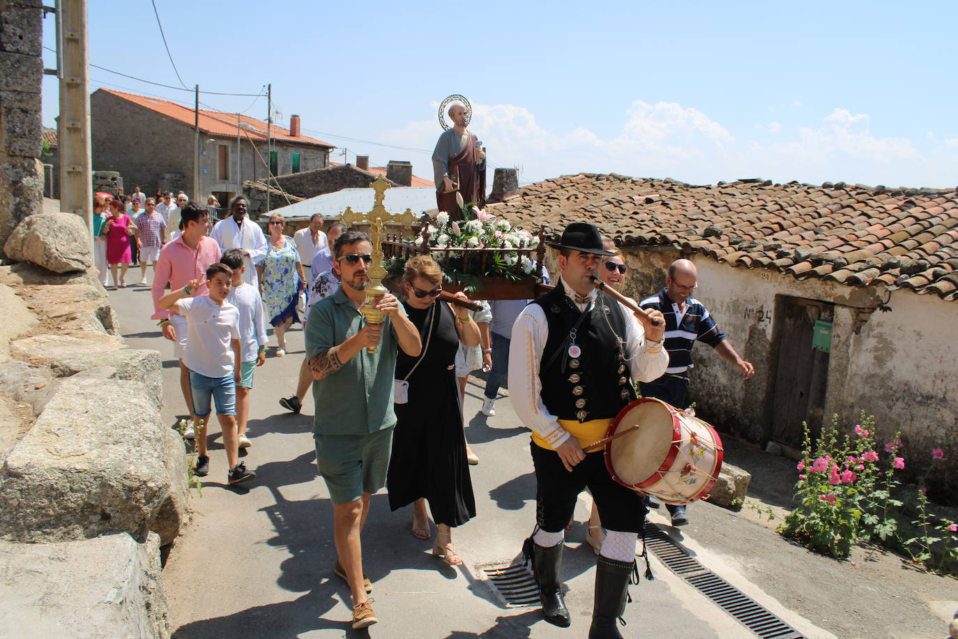 Honras a San Pedro en La Puebla de San Medel