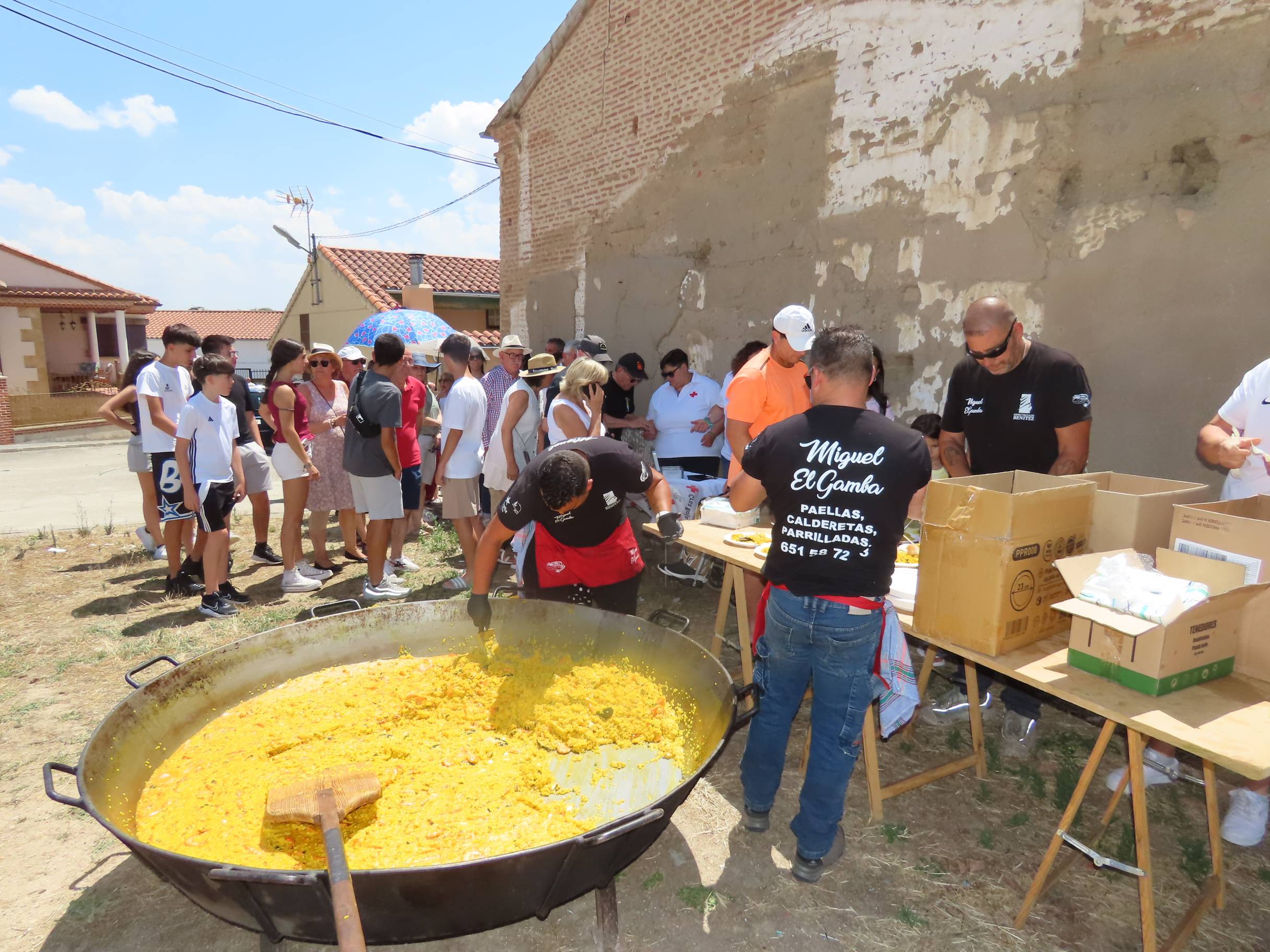 400 platos de paella para poner fin a las fiestas de Mancera
