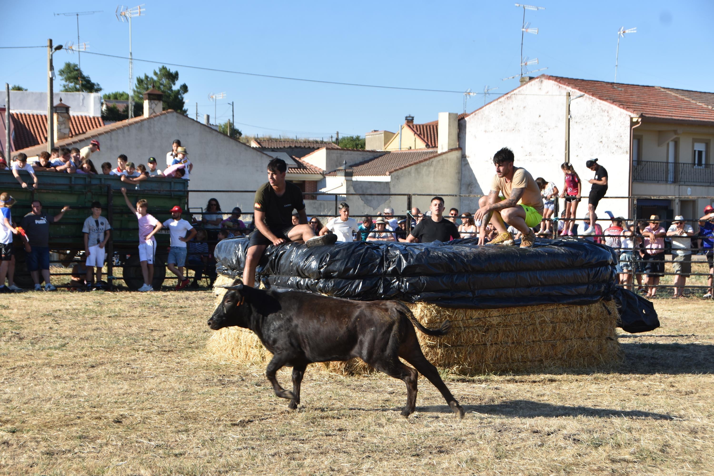 Risas y tradición en el cierre de las fiestas de Forfoleda