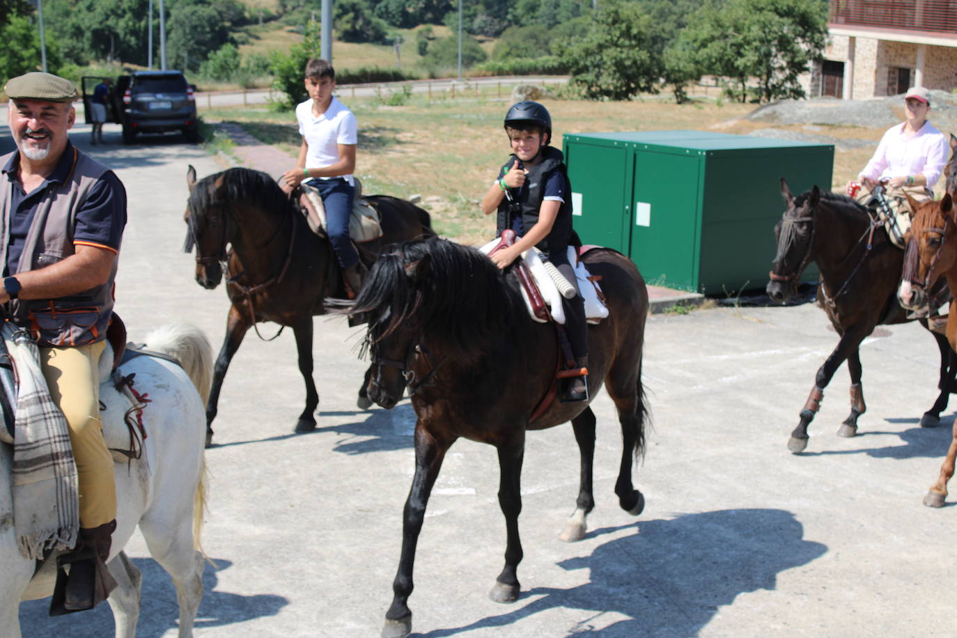 Cantagallo congrega a los amantes de los caballos en su primera ruta ecuestre