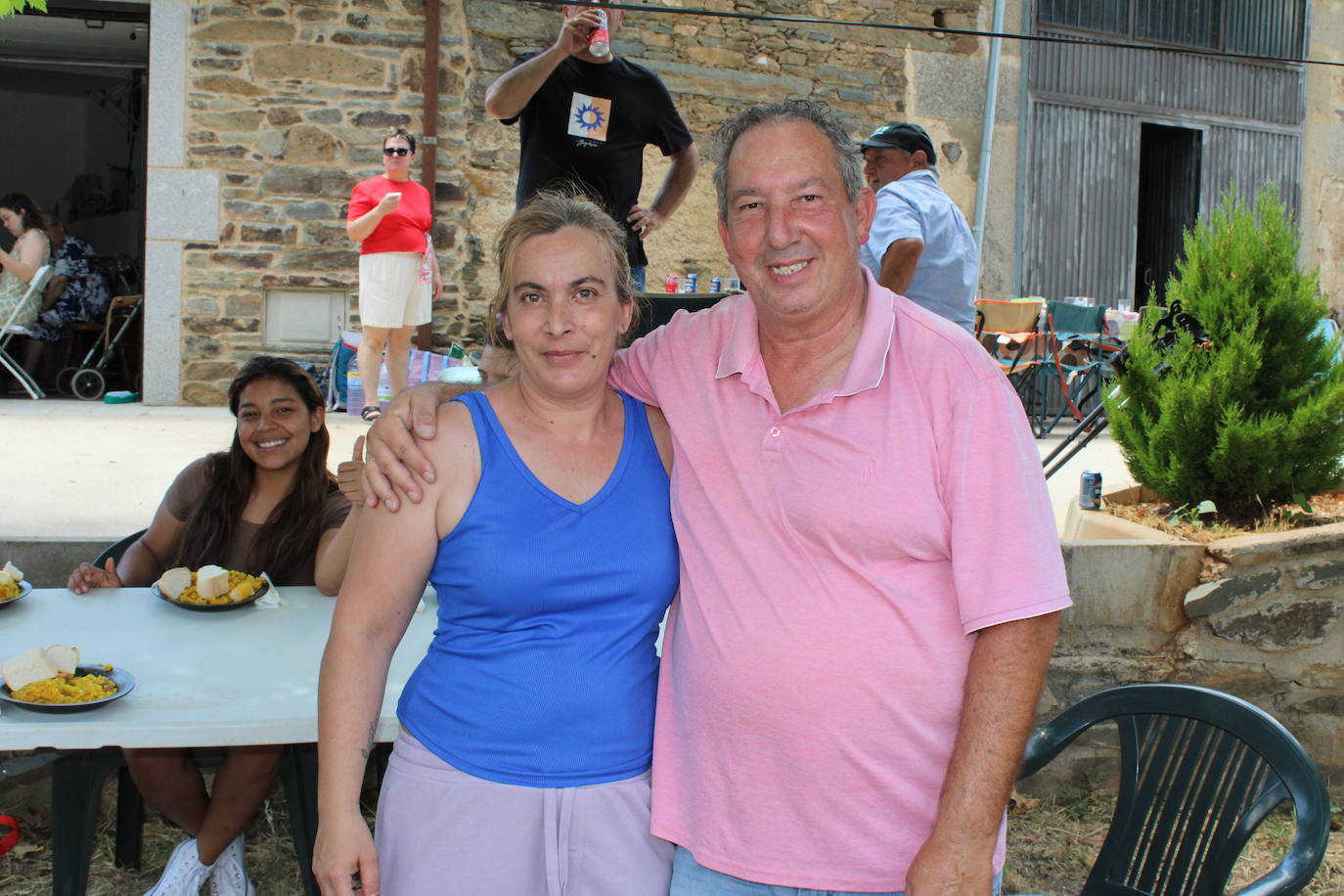Endrinal despide sus fiestas con el día del Cristo y la paella