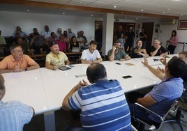 Mañana de intensos debates en la Lonja de Salamanca.