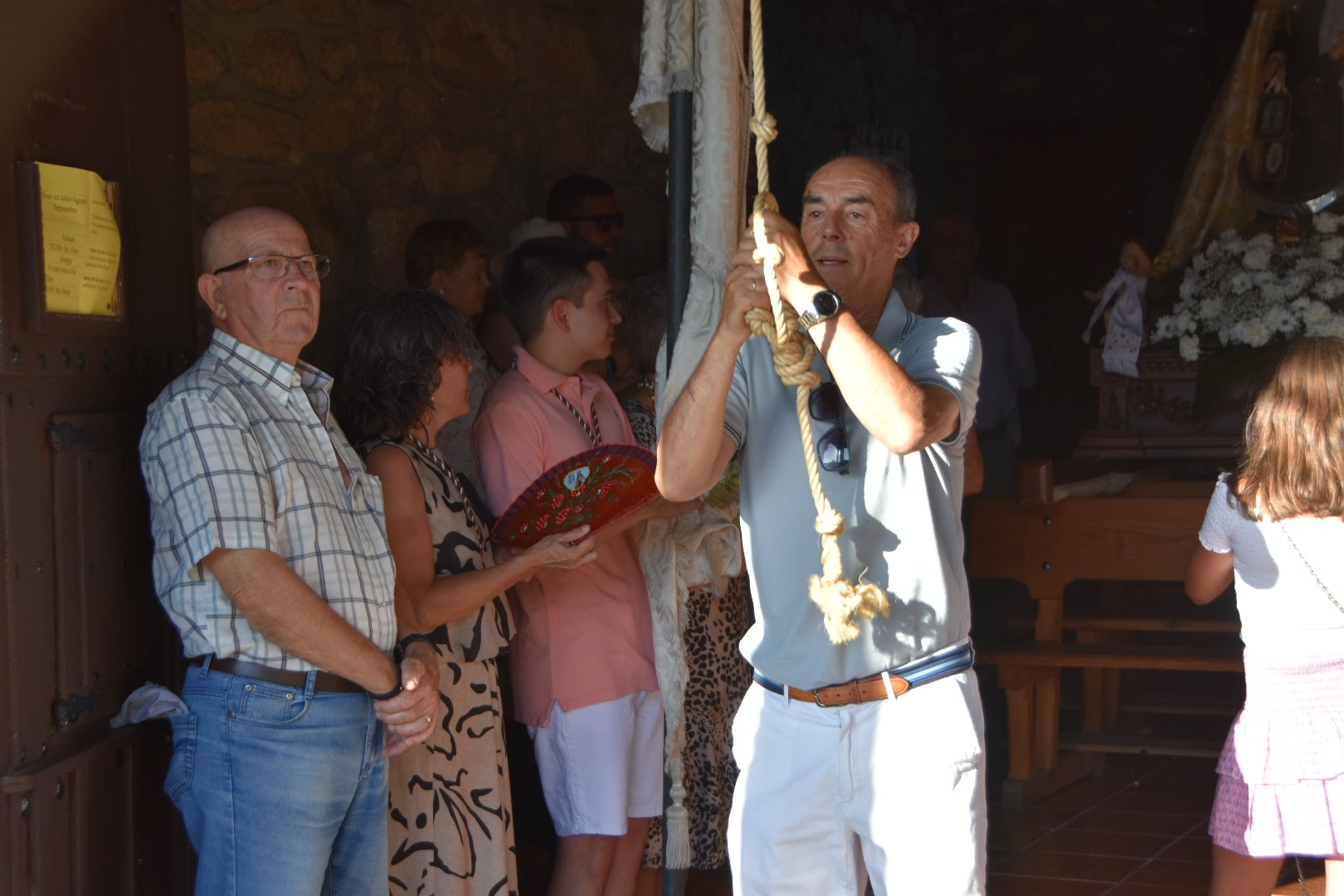 Ledesma honra a la Virgen del Carmen en su paso del río