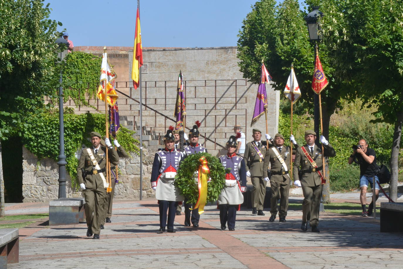 El merecido recuerdo a la heroica resistencia mirobrigense