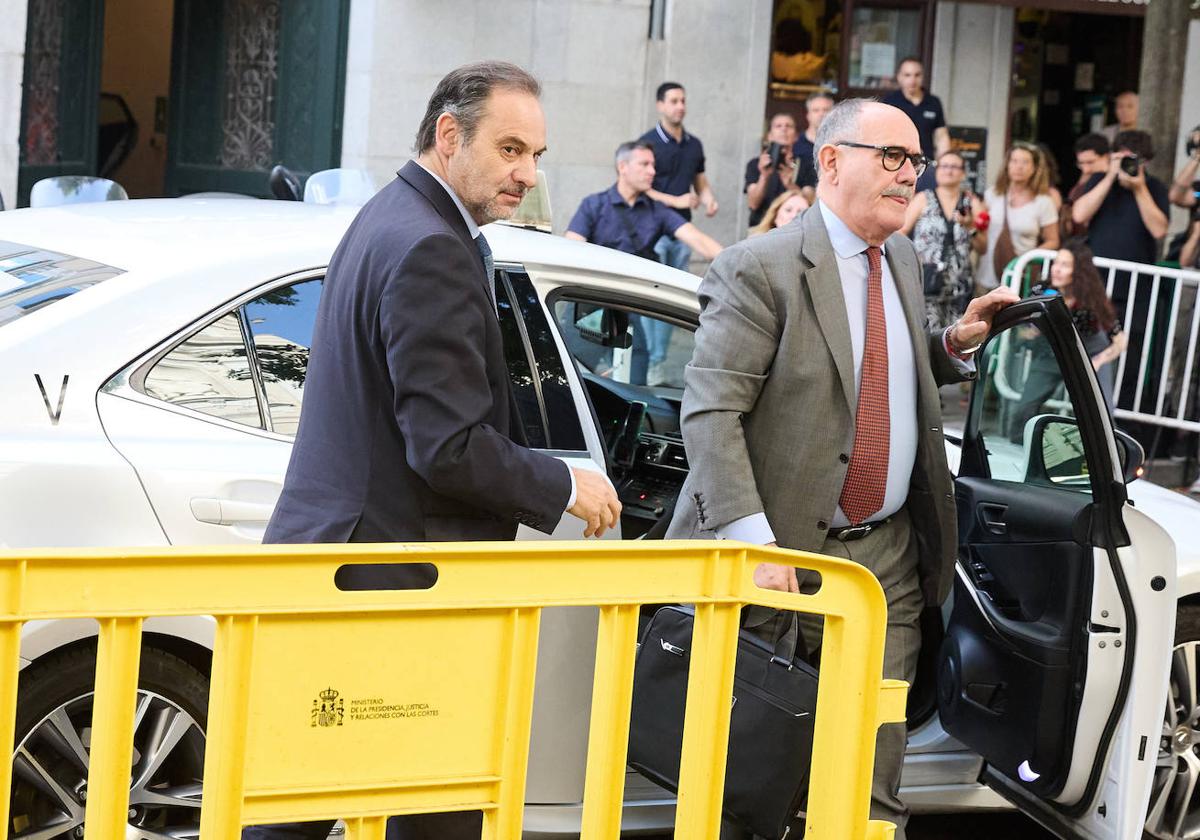 El exministro de Transportes José Luis Ábalos.