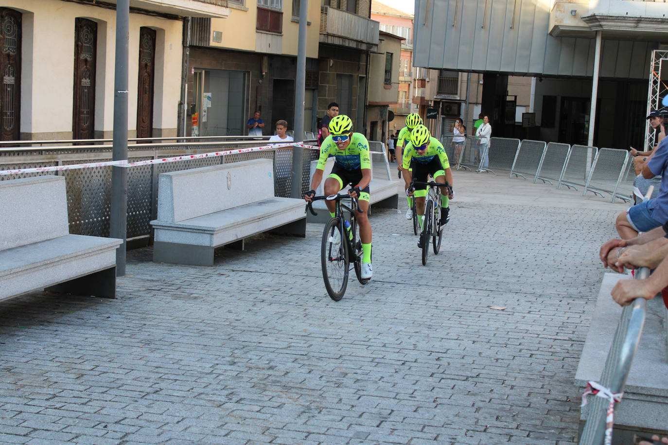 La selección portuguesa se lleva la victoria en la contrarreloj por equipos de la Vuelta Ciclista a Guijuelo