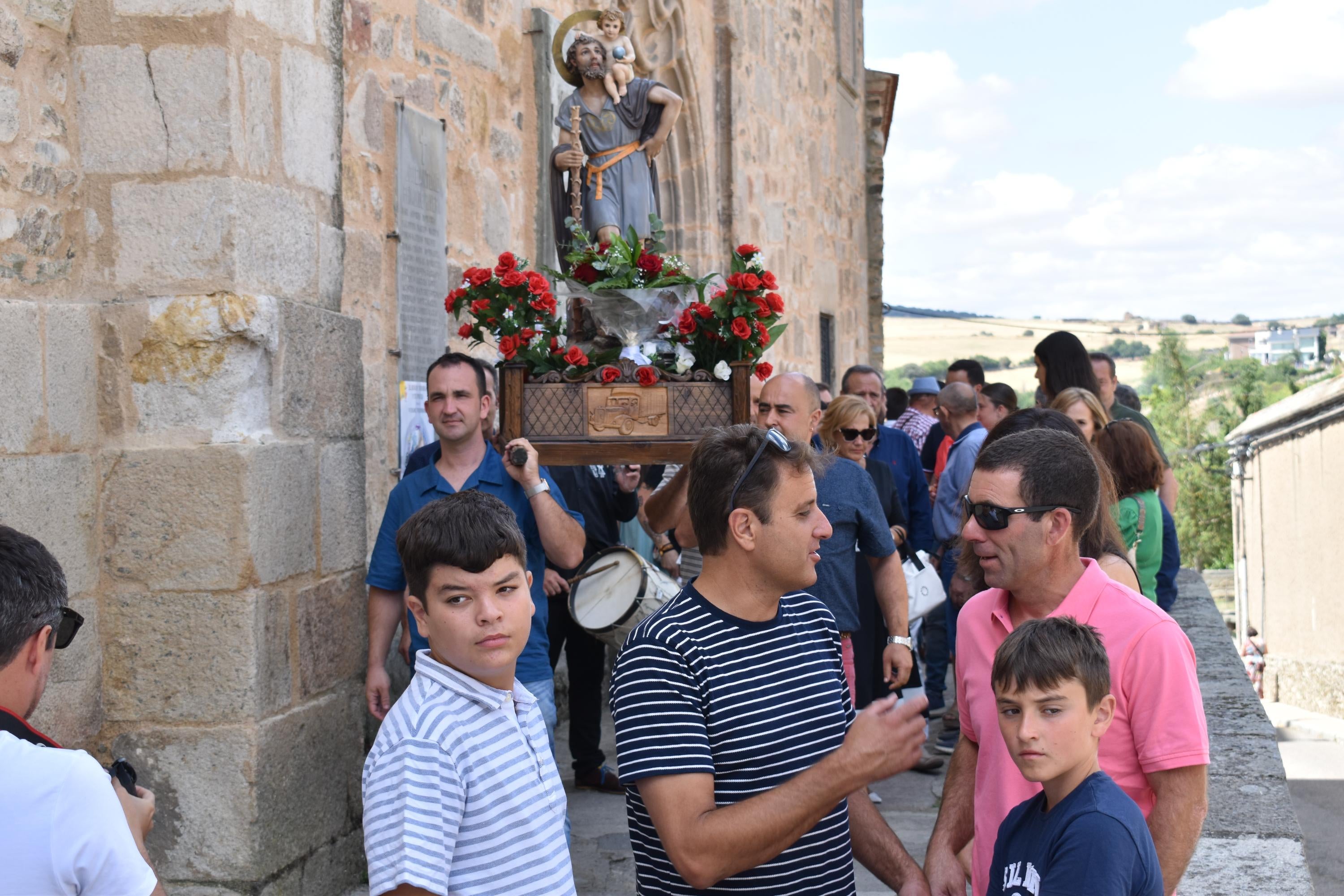 Devoción sobre ruedas en Alba de Tormes por San Cristóbal