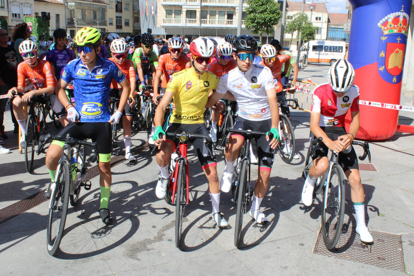 Guijuelo disfruta de la segunda etapa de su vuelta ciclista