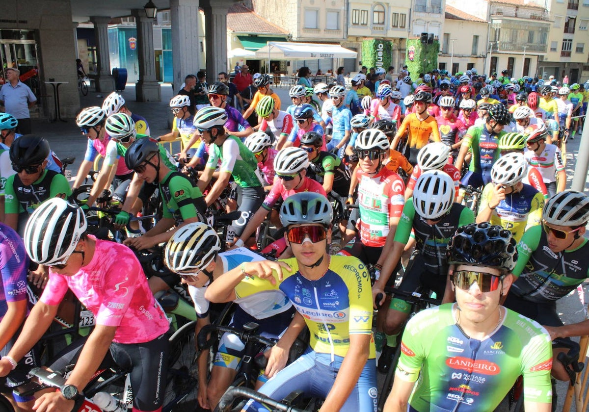 Guijuelo disfruta de la segunda etapa de su vuelta ciclista