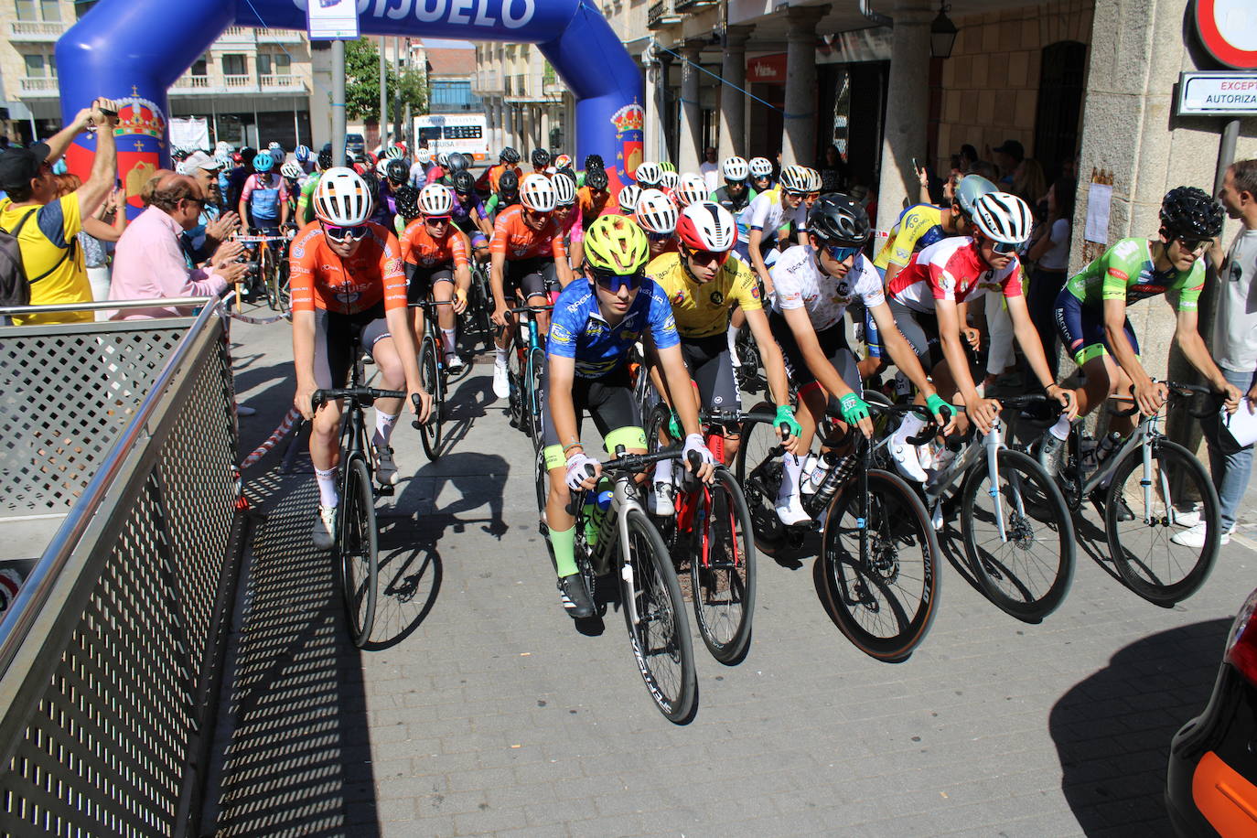 Guijuelo disfruta de la segunda etapa de su vuelta ciclista
