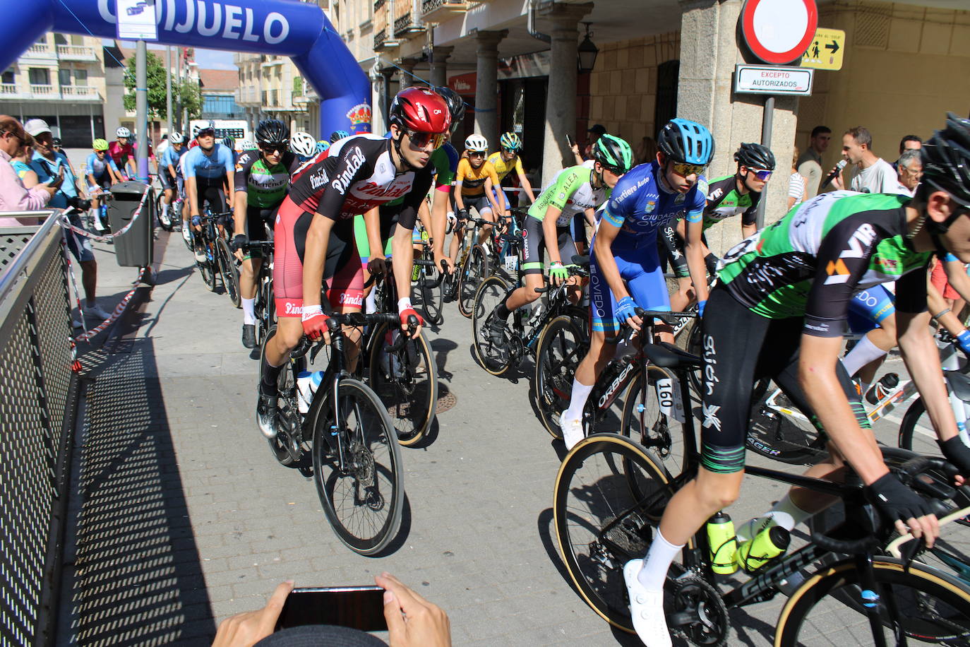 Guijuelo disfruta de la segunda etapa de su vuelta ciclista