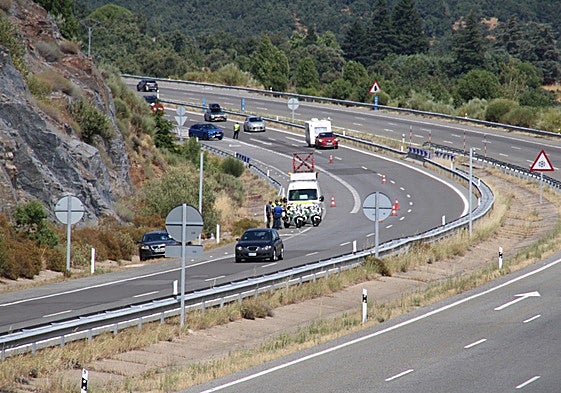 Imagen de la colisión en el kilómetro 409 de la A-66, en Béjar.