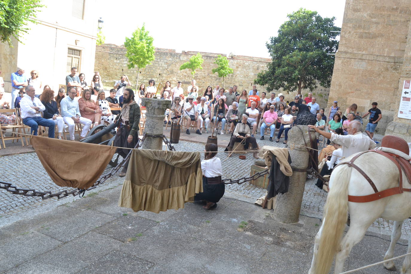 Ciudad Rodrigo enaltece el recuerdo heroico