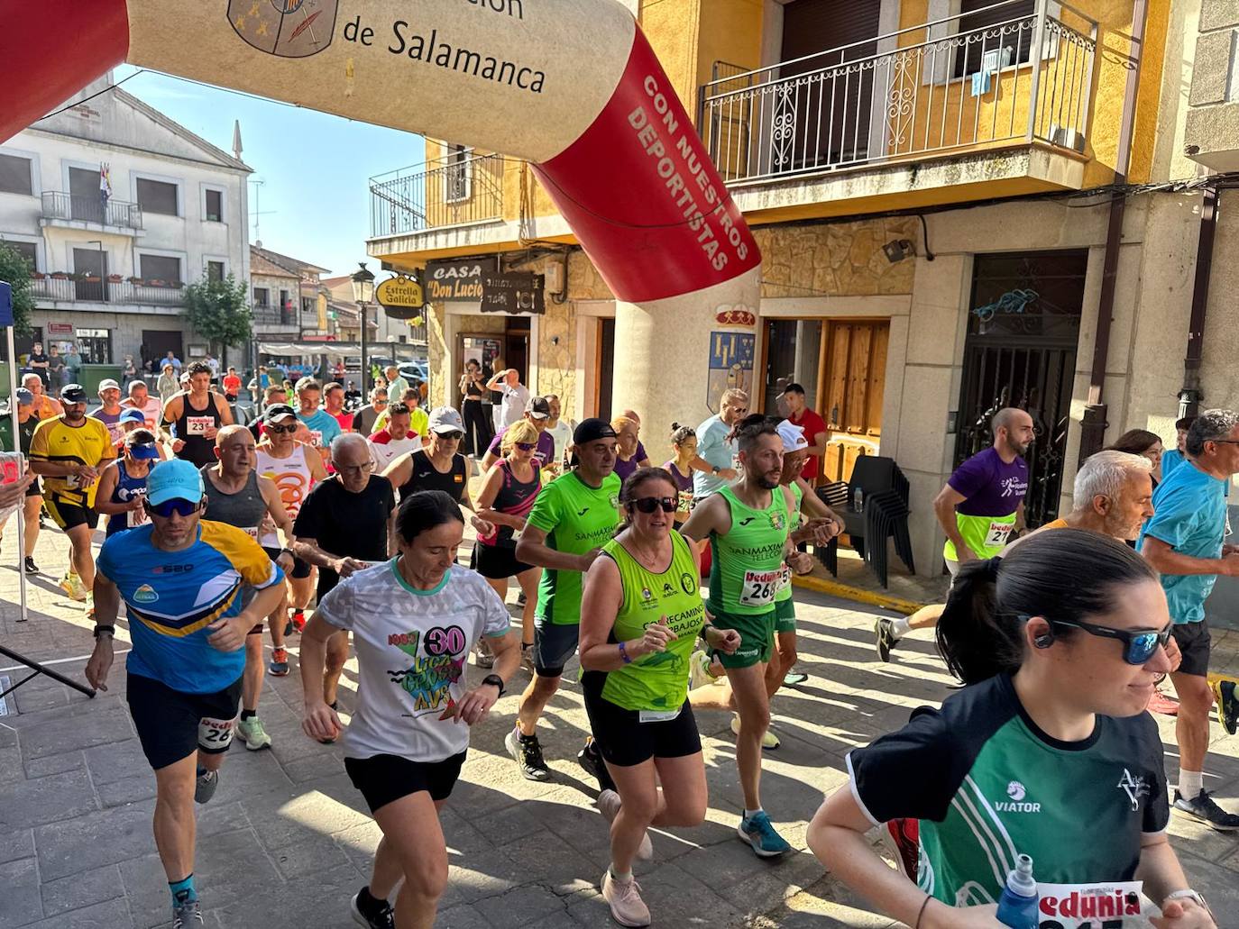 Daniel Ayuso y Verónica Rodríguez se llevan el cross de La Honfría de Linares