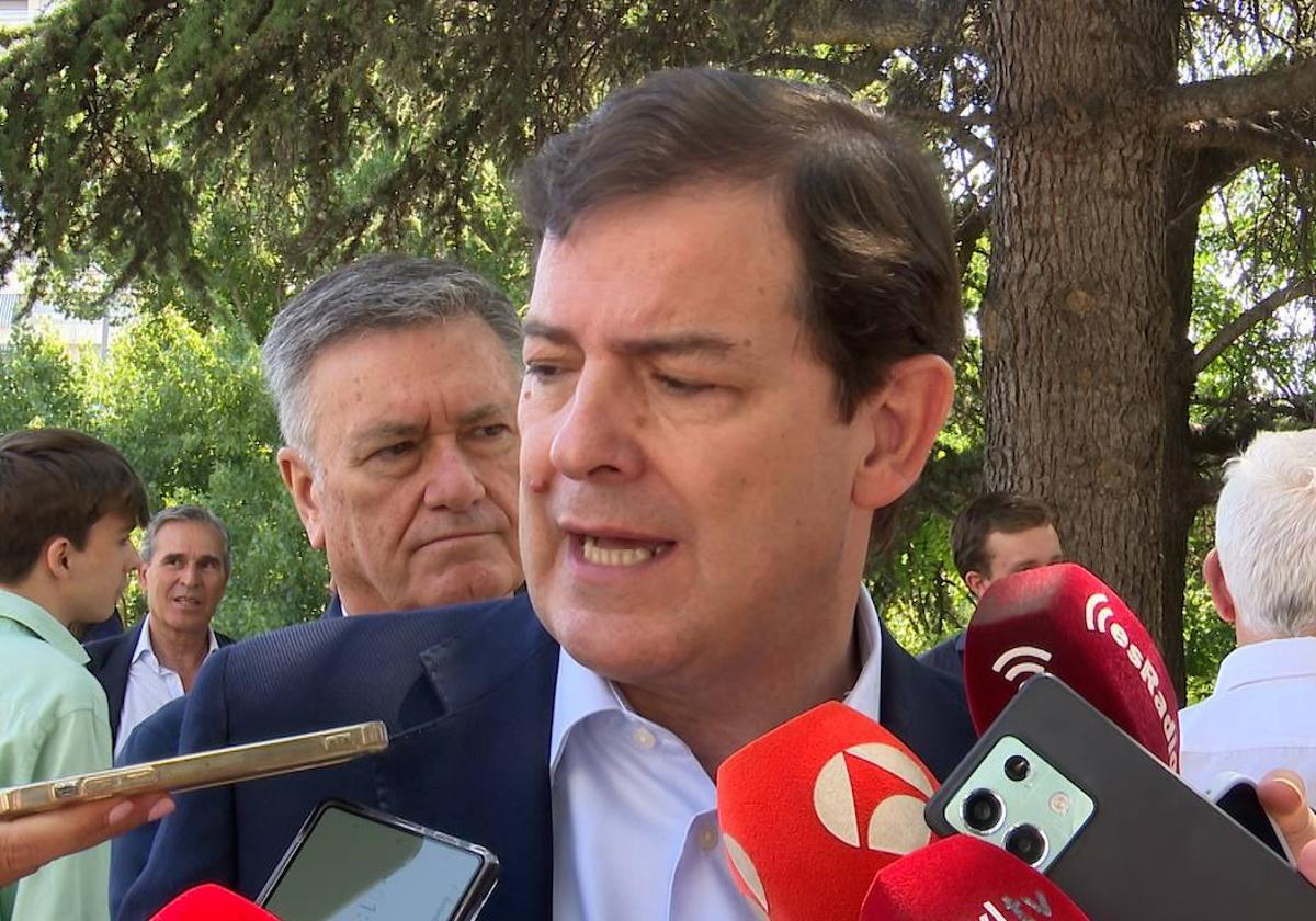 Mañueco culpa a Sánchez de «romper la caja común.