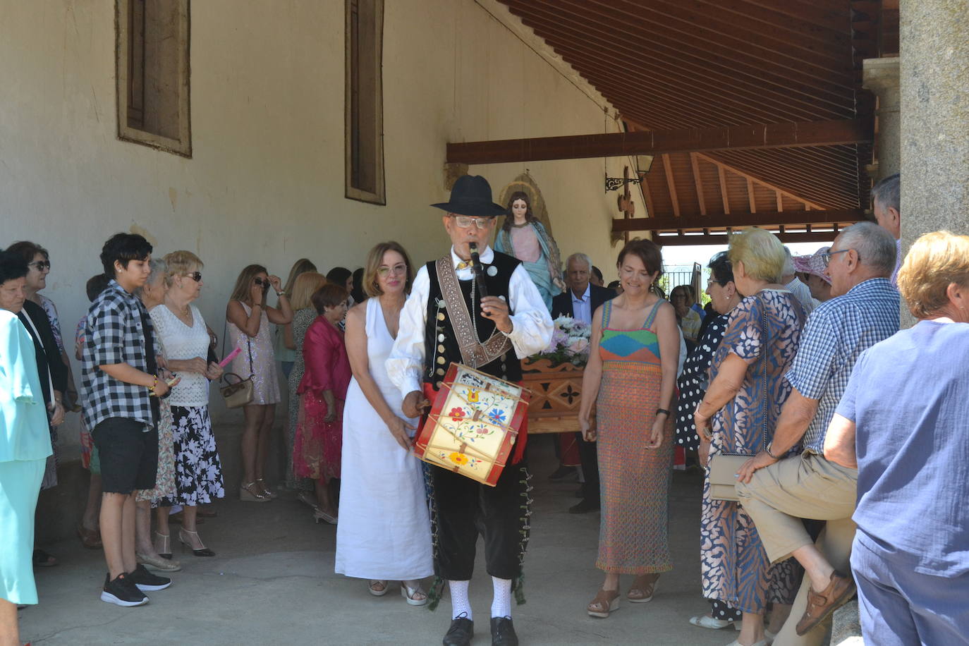 Escurial de la Sierra honra con fervor a Santa Marina