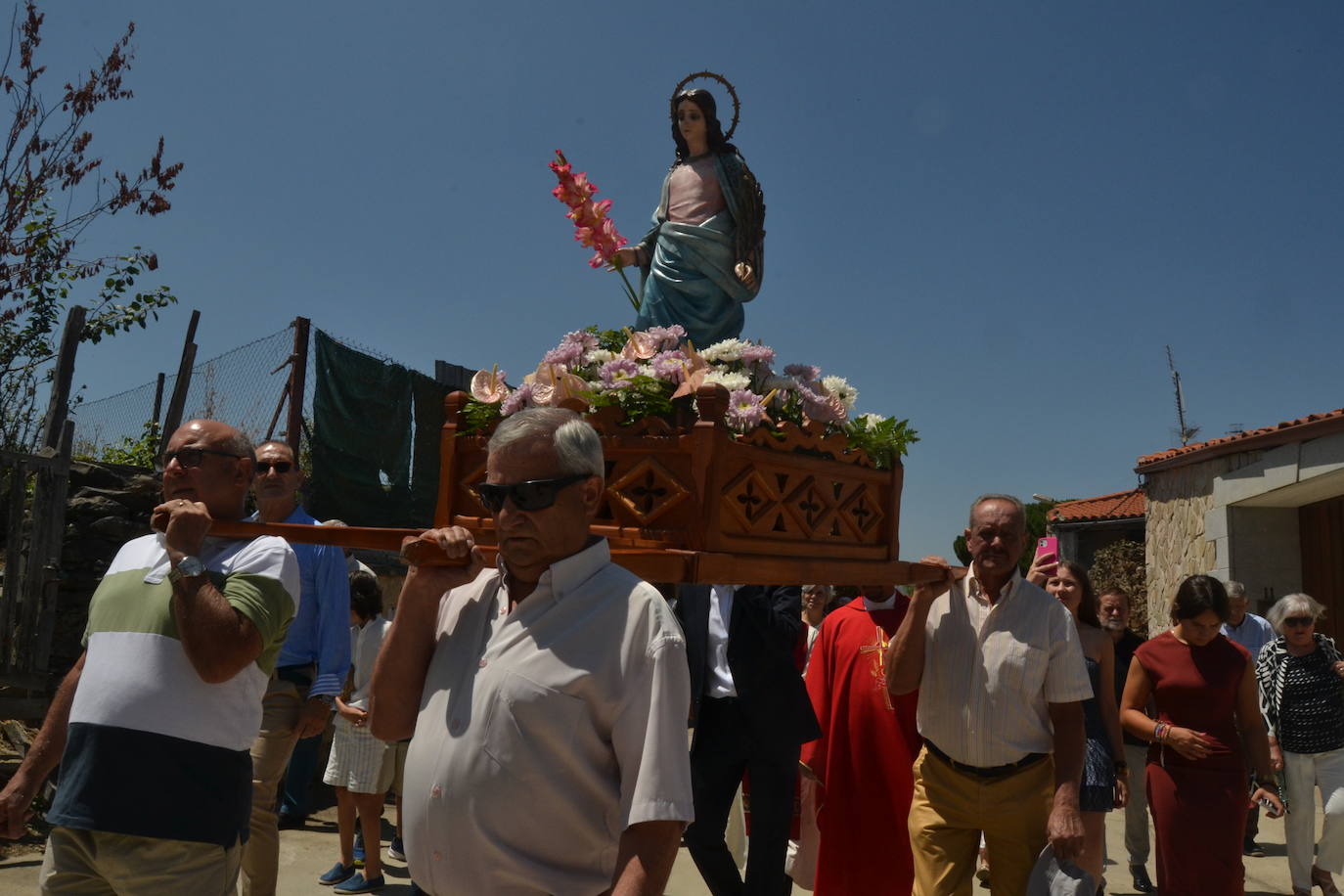 Escurial de la Sierra honra con fervor a Santa Marina